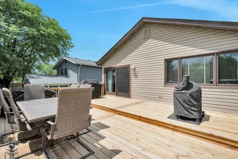 765 Balboa Terrace Bartlett IL 60103