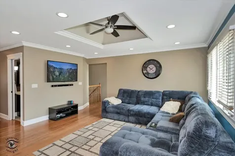 765 Balboa Terrace Bartlett IL 60103