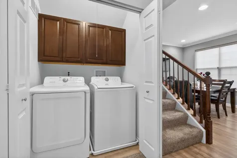 1563 Deer Pointe Drive South Elgin IL 60177