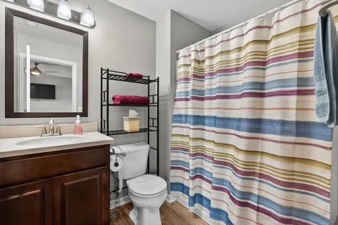 1563 Deer Pointe Drive South Elgin IL 60177