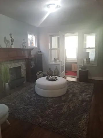 8043 South Peoria Street Chicago IL 60620