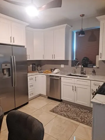 8043 South Peoria Street Chicago IL 60620