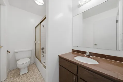 1720 Lakecliffe Drive Wheaton IL 60189