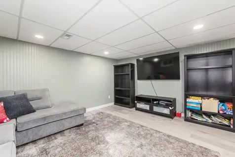 336 South Maple Street Mount Prospect IL 60056
