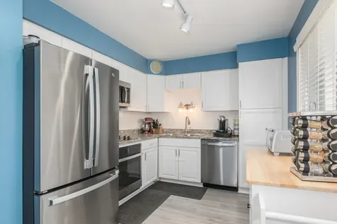 336 South Maple Street Mount Prospect IL 60056