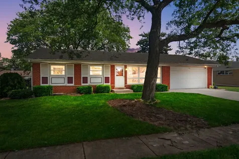 472 West Walnut Avenue Des Plaines IL 60016