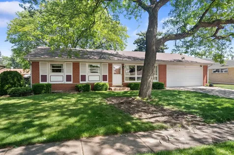 472 West Walnut Avenue Des Plaines IL 60016