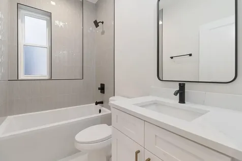 839 North Rockwell Street Chicago IL 60622