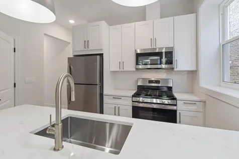 839 North Rockwell Street Chicago IL 60622
