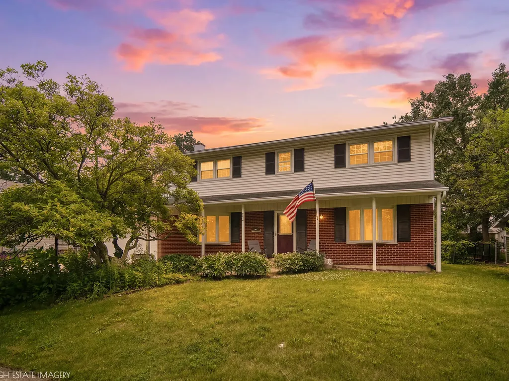 3321 Woodridge Drive Woodridge IL 60517