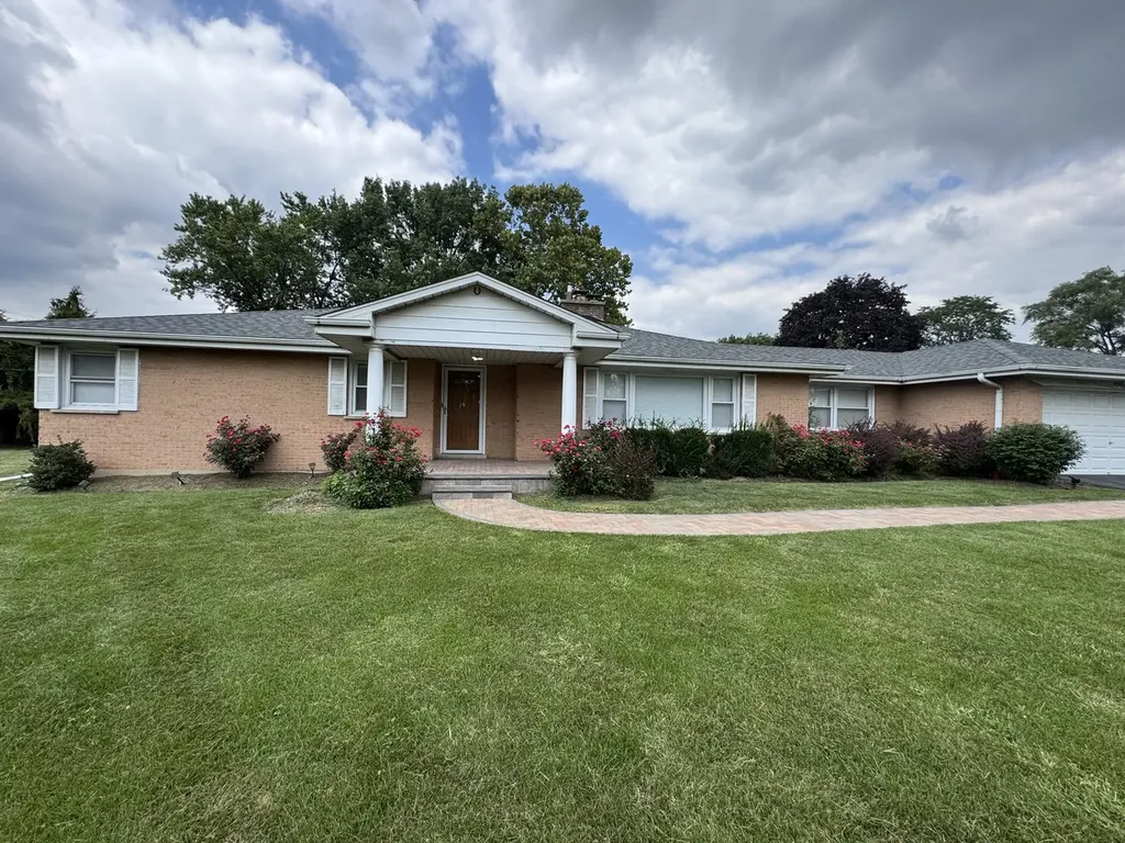 7450 Webster Street Downers Grove IL 60516