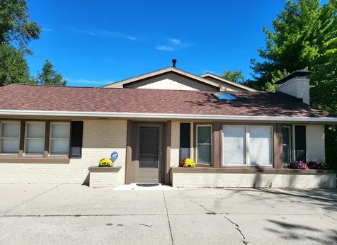 2306 Maysel Street Bloomington IL 61701