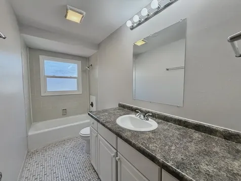 340 North Illinois Avenue Glenwood IL 60425