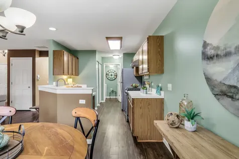 7029 South Stratton Lane Gurnee IL 60031