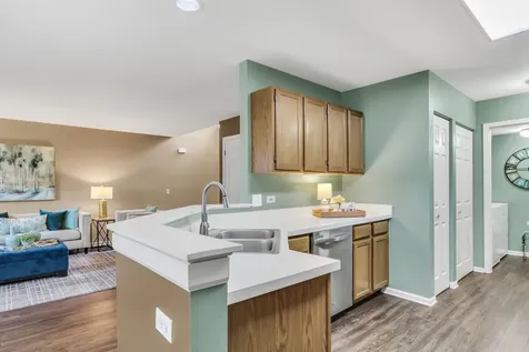 7029 South Stratton Lane Gurnee IL 60031