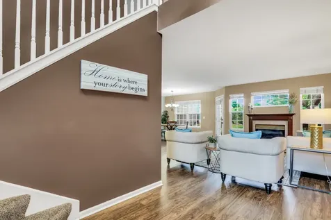 7029 South Stratton Lane Gurnee IL 60031