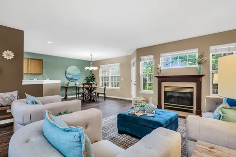 7029 South Stratton Lane Gurnee IL 60031