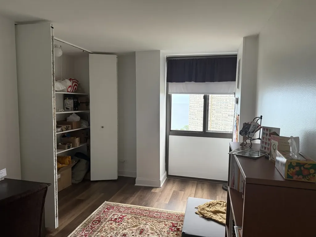 4850 South Lake Park Avenue Chicago IL 60615