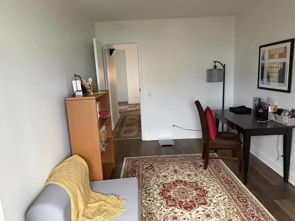 4850 South Lake Park Avenue Chicago IL 60615