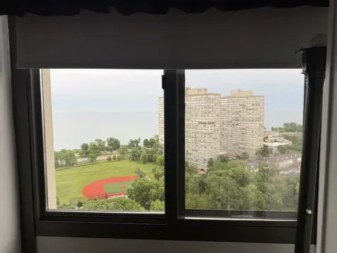 4850 South Lake Park Avenue Chicago IL 60615