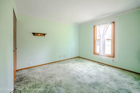 335 South Hadsall Street Genoa IL 60135