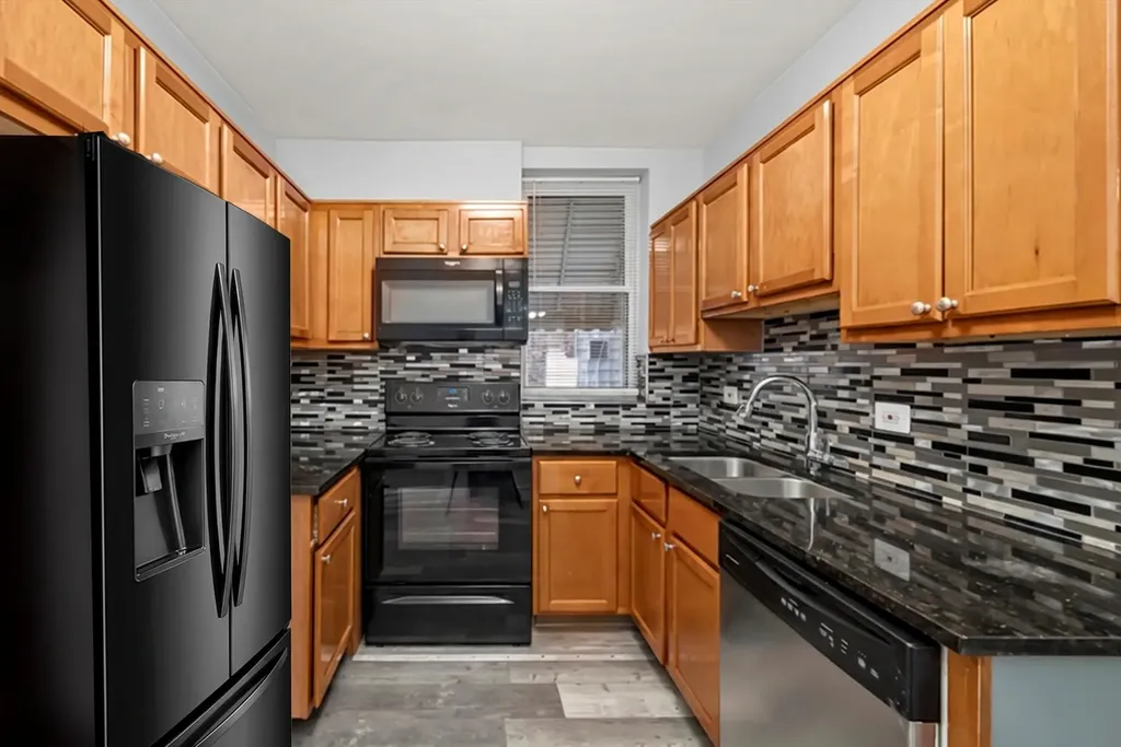 7409 South Eggleston Avenue Chicago IL 60621