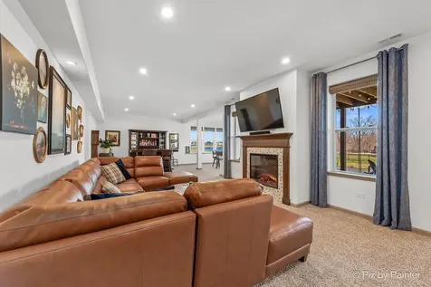 3654 Old Bridge Lane Elgin IL 60124