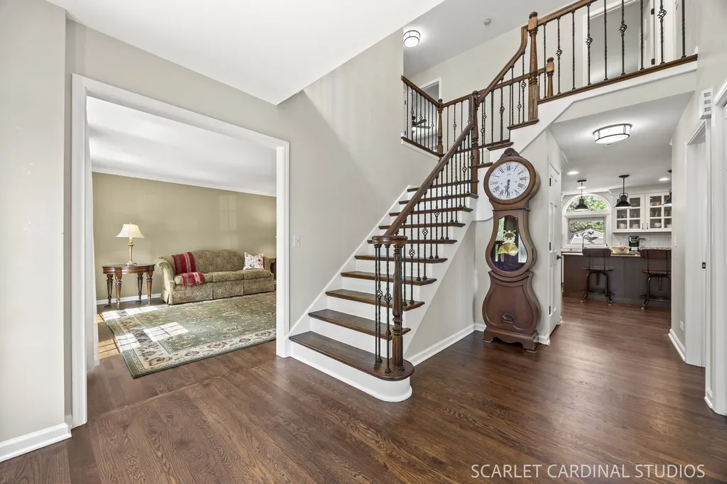 708 Sanctuary Lane Naperville IL 60540