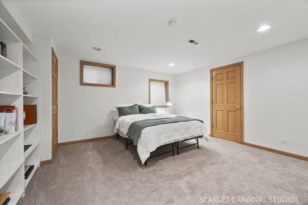 708 Sanctuary Lane Naperville IL 60540
