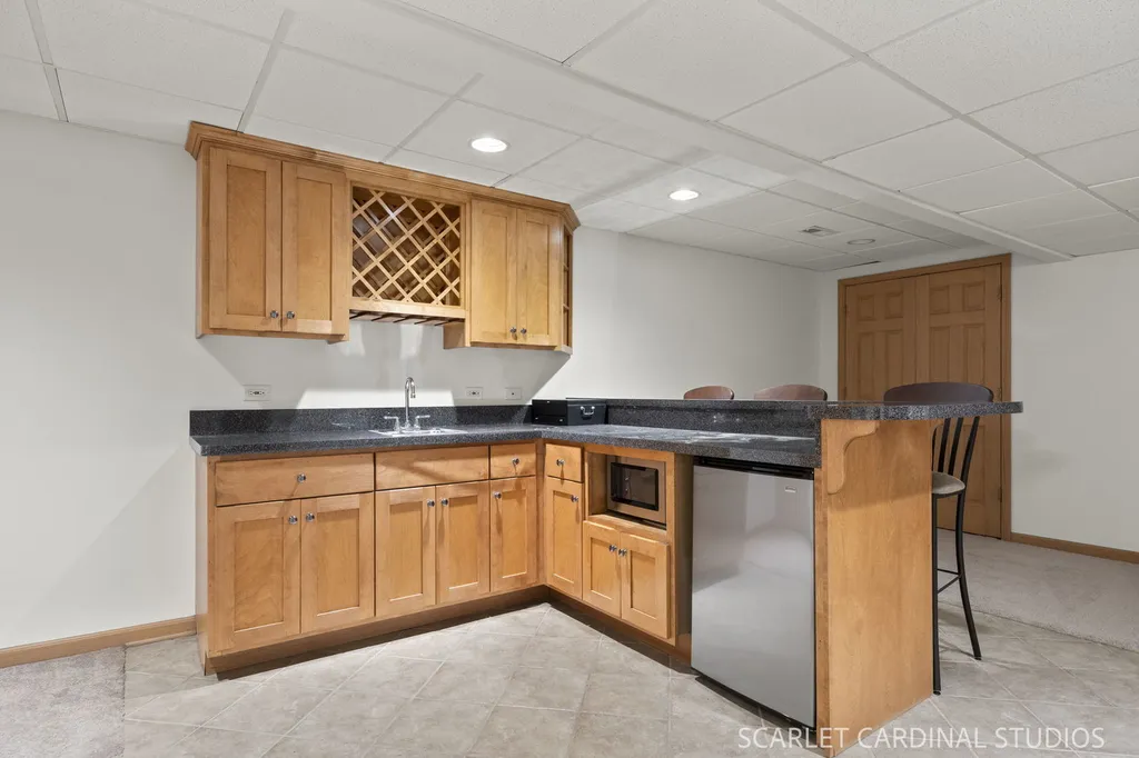 708 Sanctuary Lane Naperville IL 60540
