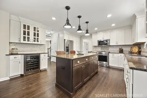 708 Sanctuary Lane Naperville IL 60540