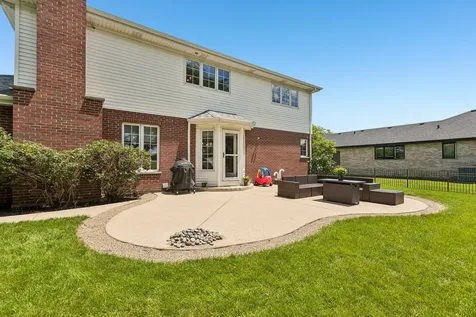 2155 Arthurs Pass Street New Lenox IL 60451