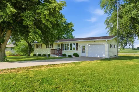 3447 Hilldale Drive Freeport IL 61032