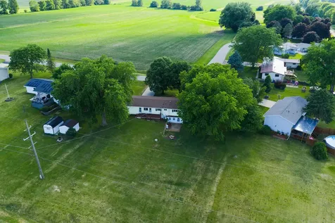 3447 Hilldale Drive Freeport IL 61032