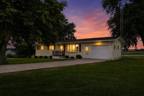 3447 Hilldale Drive Freeport IL 61032