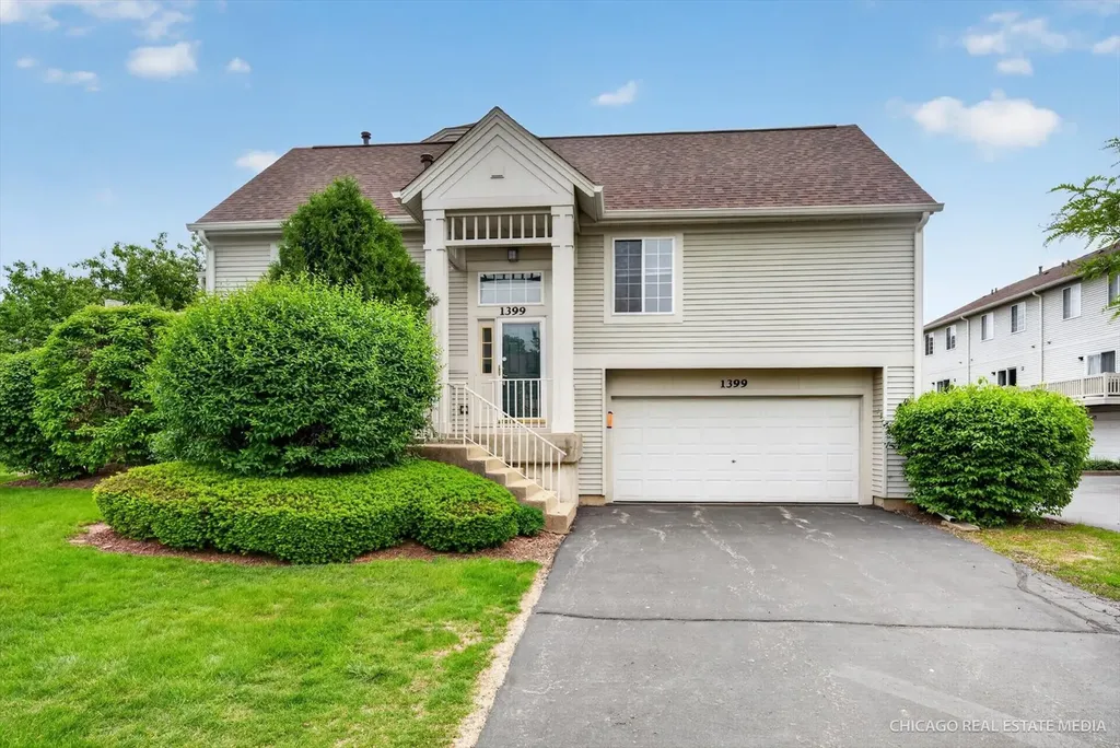 1399 New Haven Drive Cary IL 60013