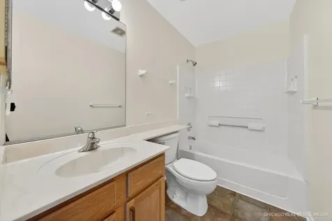 1399 New Haven Drive Cary IL 60013