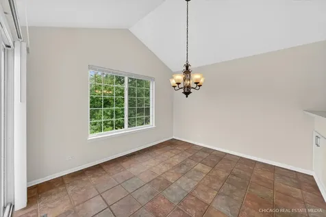 1399 New Haven Drive Cary IL 60013