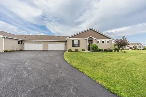 1116 Crestview Lane Pingree Grove IL 60140
