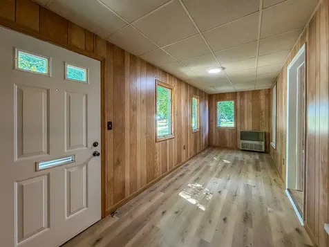 305 North William Street Farmer City IL 61842