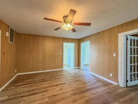 305 North William Street Farmer City IL 61842