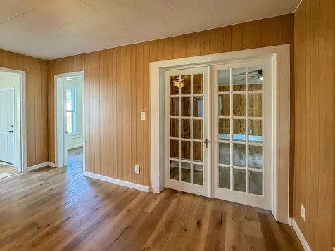 305 North William Street Farmer City IL 61842