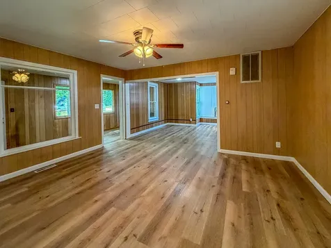 305 North William Street Farmer City IL 61842
