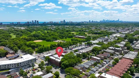 6751 North Artesian Avenue Chicago IL 60645