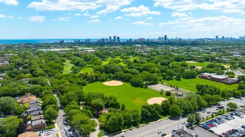 6751 North Artesian Avenue Chicago IL 60645