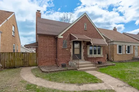 10933 South Avenue H Chicago IL 60617
