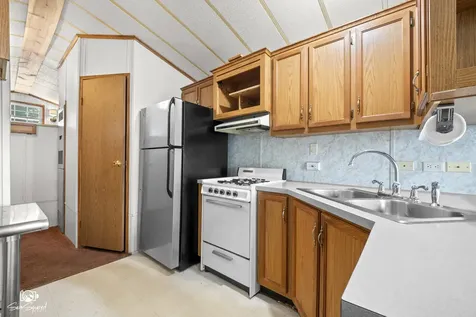 46 Lakeshore Drive Wilmington IL 60481