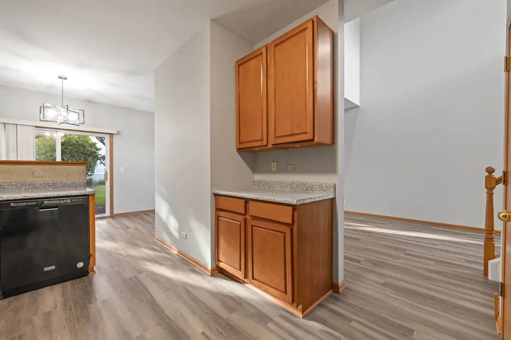 2247 Stoughton Drive Aurora IL 60502