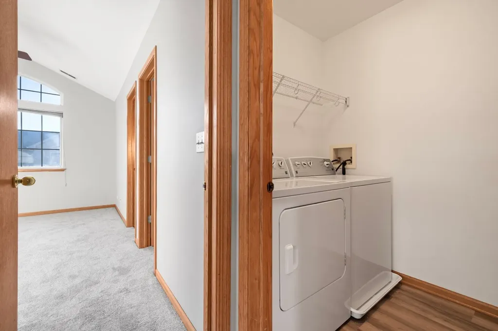 2247 Stoughton Drive Aurora IL 60502