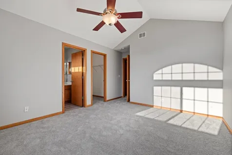 2247 Stoughton Drive Aurora IL 60502